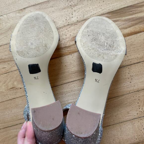 Badgley Mischka Jeweled Sandals Women 7.5 Bridal Silver Strappy Block Heel Party - Picture 7 of 11